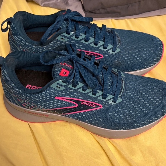 Brooks Blue and Pink Athletic Shoes - Picture 2 of 5
